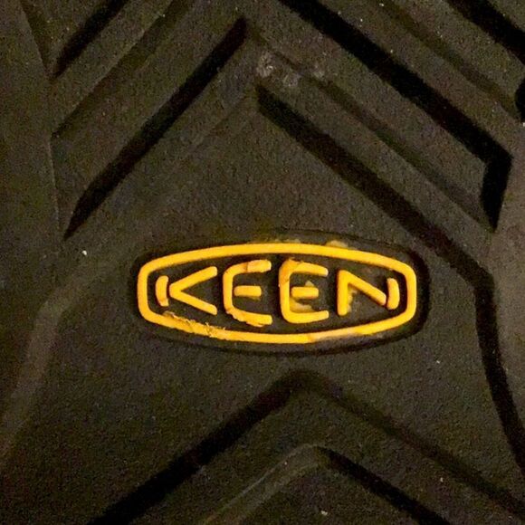 KEEN Black Leather Chukka Lace Up Ankle Boots - Picture 14 of 15